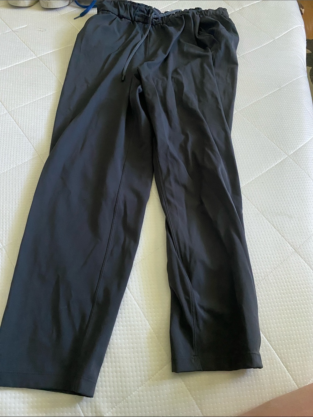 Lululemon On The Fly pants